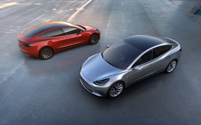 Tesla Model 3 dice que puede hacer 0-60 mph en 5.6 segundos