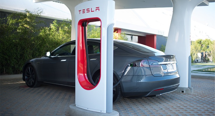 Tesla cobrará a los nuevos propietarios por el uso del supercargador después de aproximadamente 1K millas