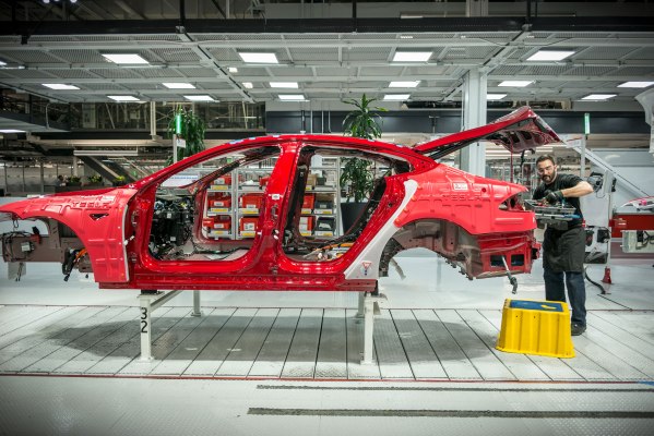 Tesla se acerca a un acuerdo para construir una fábrica de vehículos en China