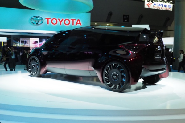 Toyota ve los motores de gas tradicionales retirados de su línea para la década de 2040
