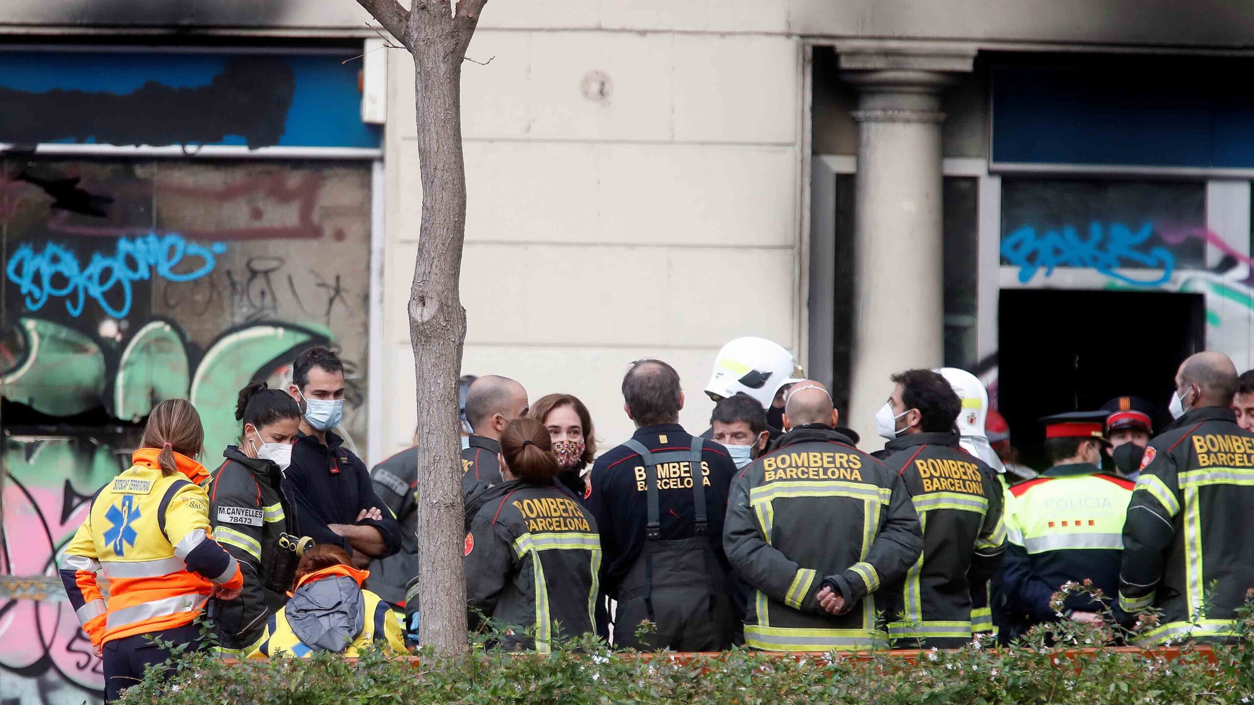 Tragedia en Barcelona: una familia muere quemada, incluyendo dos niños