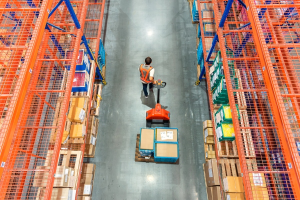 ShipBob obtiene 200 millones de dólares con una valoración de más de mil millones de dólares para ayudar a las empresas de comercio electrónico a gestionar la logística como la de Amazon