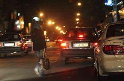 “Zapatos abiertos con caja”: el código para sortear el veto a la prostitución en Irán
