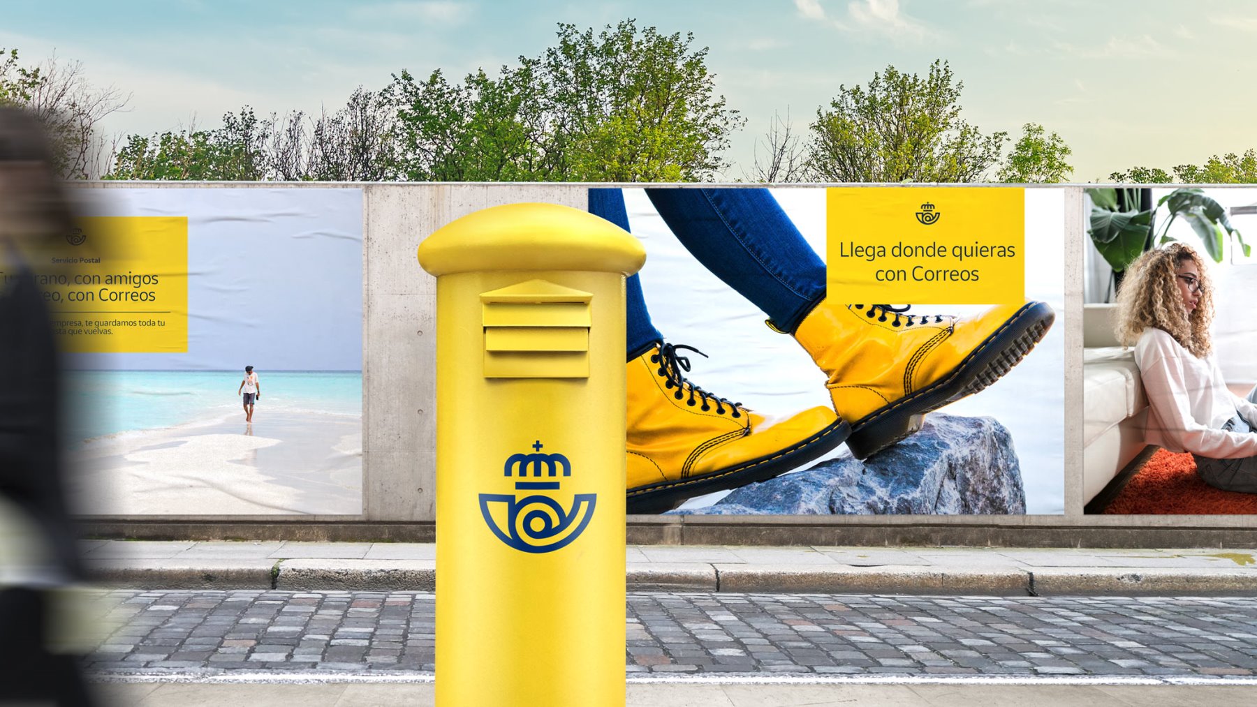 ¿Por qué los buzones de correos son amarillos en España?