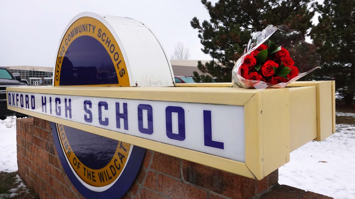 Tiroteo en escuela de Michigan deja muertos y heridos