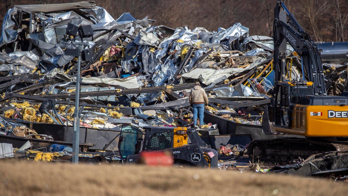 Sigue la búsqueda de sobrevivientes en Kentucky tras paso de tornado