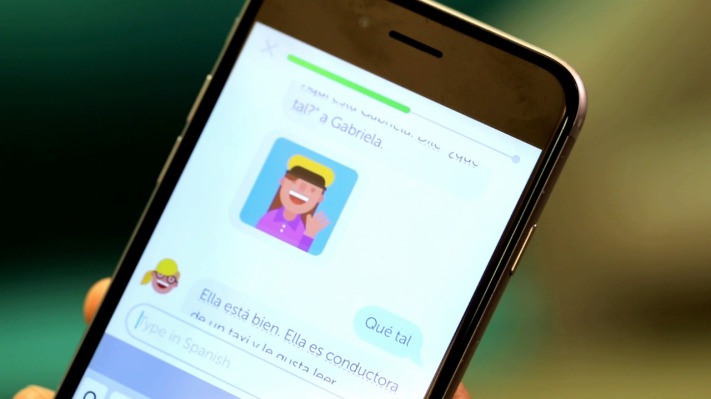 Duolingo contrata a su primer director de marketing a medida que el número de usuarios activos se estanca pero los ingresos aumentan