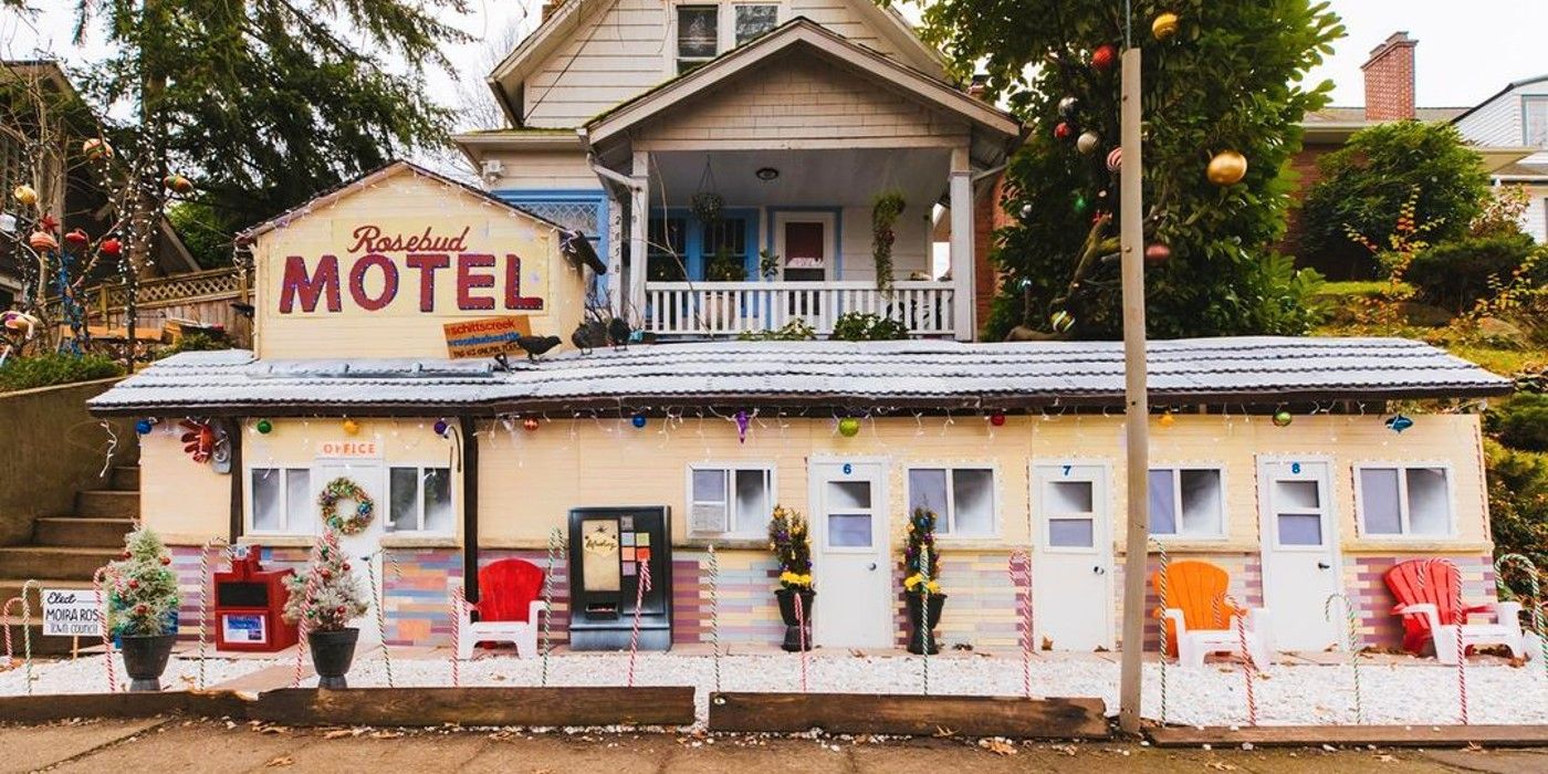 El fan de Schitt’s Creek crea una miniatura de motel Rosebud de gran precisión