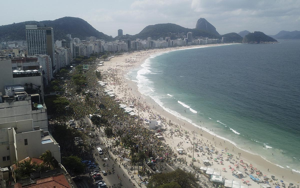 Justicia brasileña avala pasaporte Covid para viajeros internacionales, por ‘amenaza’ de turismo antivacunas
