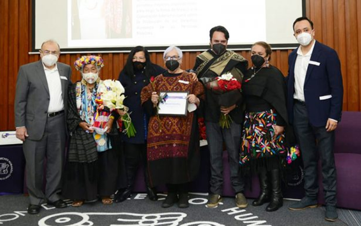 Reconocen su lucha por los derechos humanos: Premio Ponciano Arriaga 2021