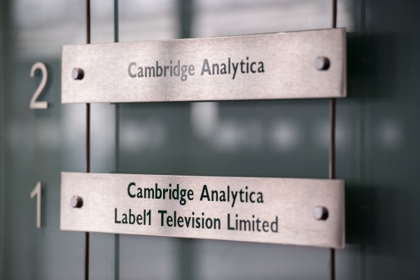 Según los informes, Cambridge Analytica estaba explorando una ICO