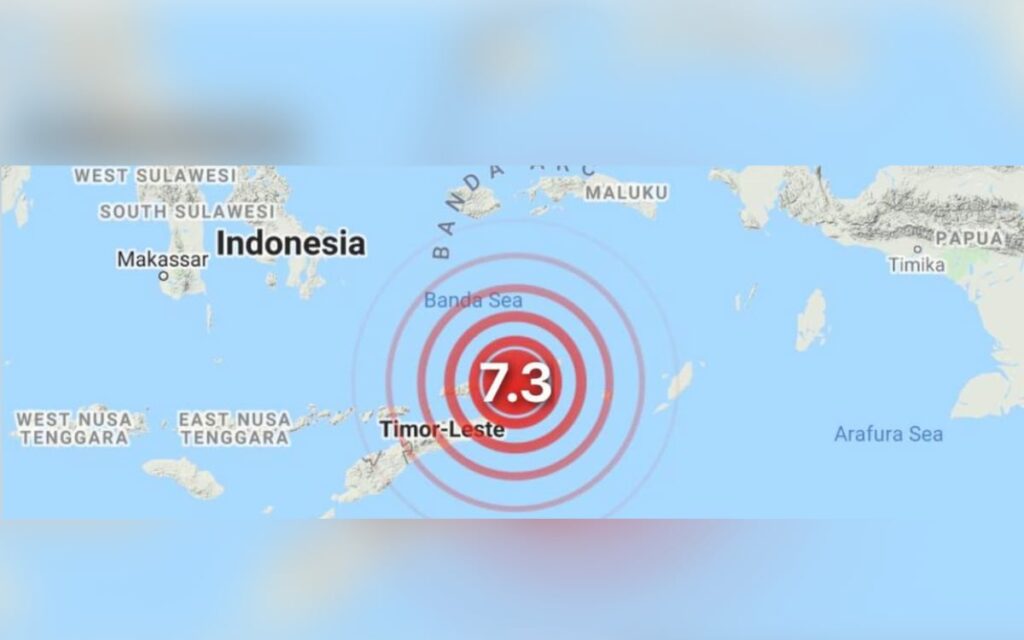 Terremoto de 7.3 sacude a Indonesia