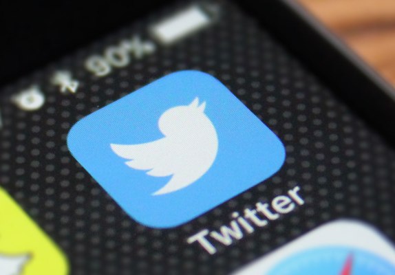 Twitter suspende a algunos usuarios que solicitan cripto
