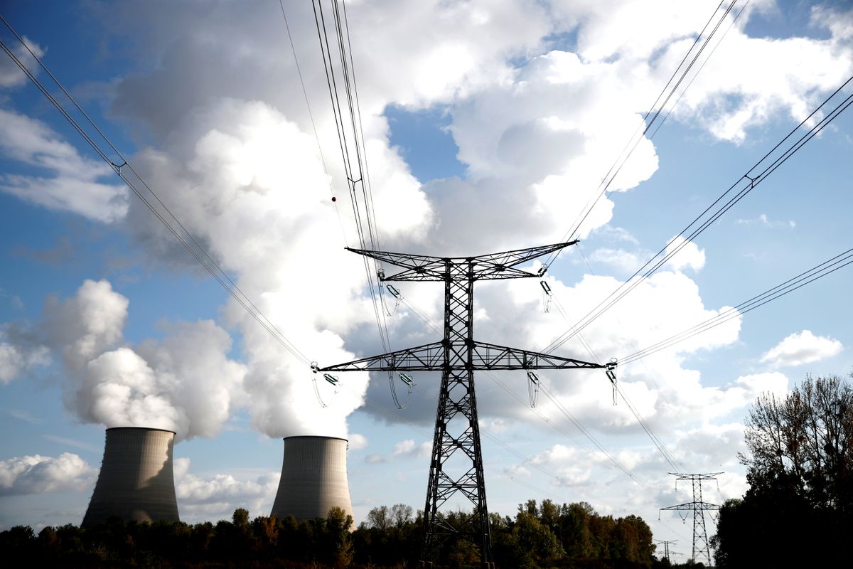 La Comisión Europea reconoce la energía nuclear como verde al menos hasta 2045