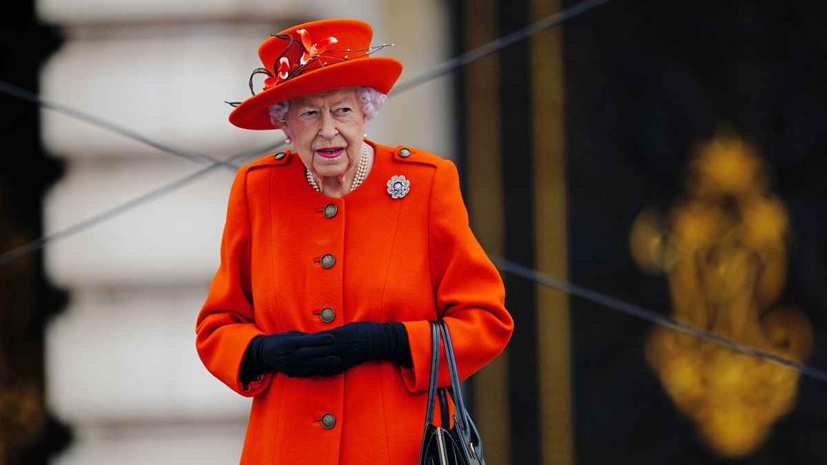 Isabel II refuerza su popularidad entre los británicos durante un nuevo ‘annus horribilis’