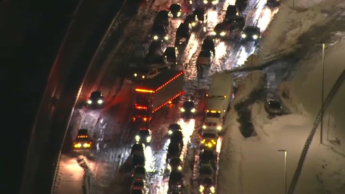 conductores varados por más de 15 horas en la I-95 tras intensa nevada