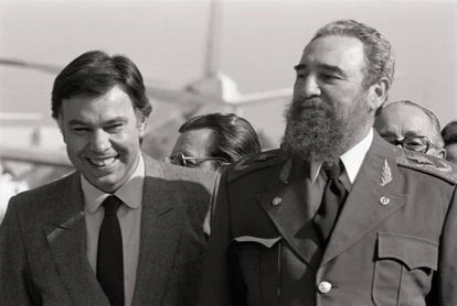 Felipe González y Fidel Castro en una foto de archivo.