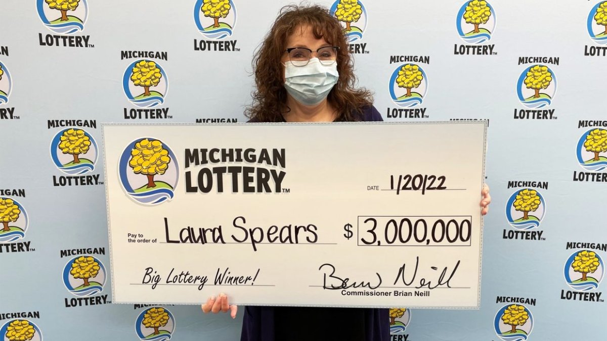 Mujer de Michigan gana $3 millones en premio de lotería