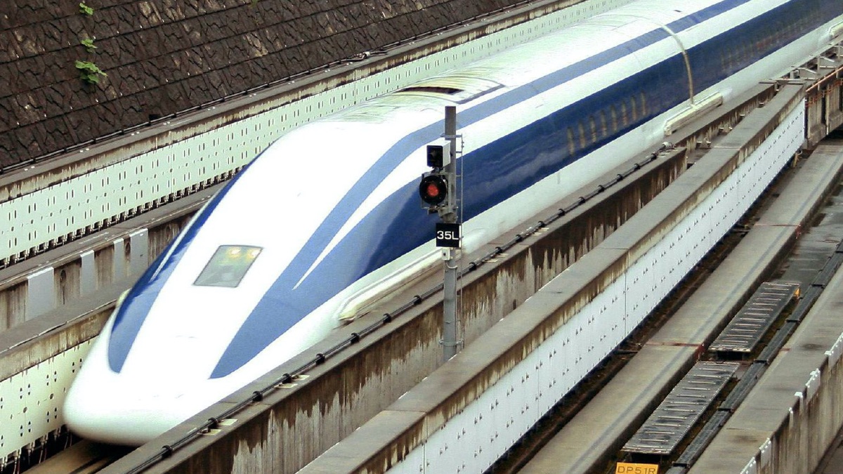 8 curiosidades sobre el veloz tren bala japonés
