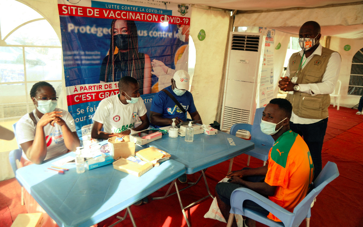 África pide que donen vacunas con una vida útil de 3 a 6 meses