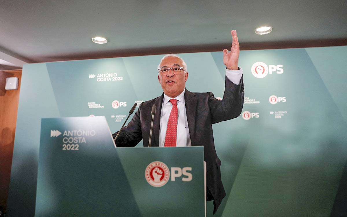 António Costa logra una histórica mayoría absoluta en las elecciones en Portugal