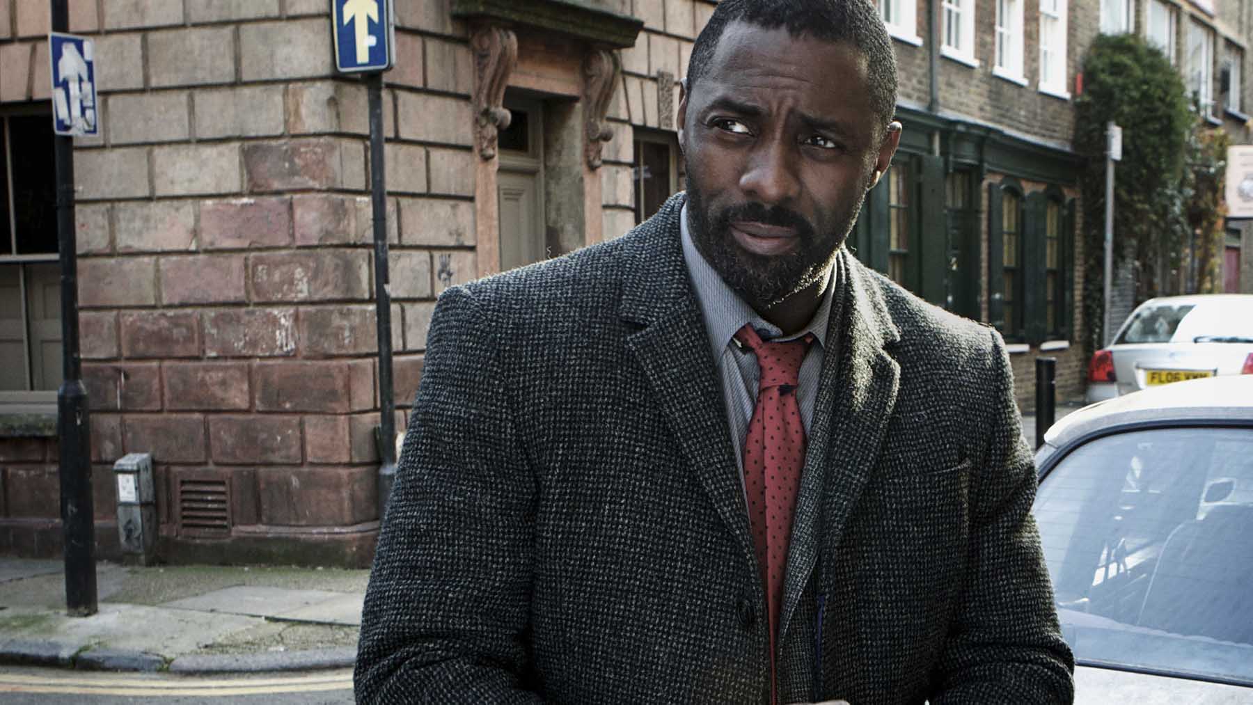 Idris Elba quiere seguir haciendo más películas sobre la serie ‘Luther’