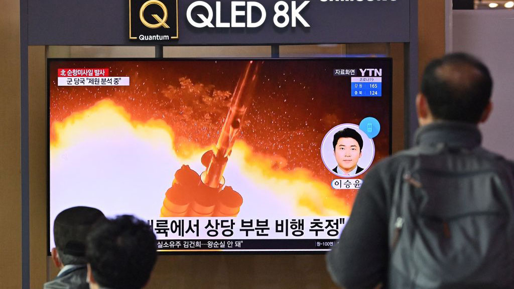 Corea del Norte lanza otros dos posibles misiles más, según Seúl