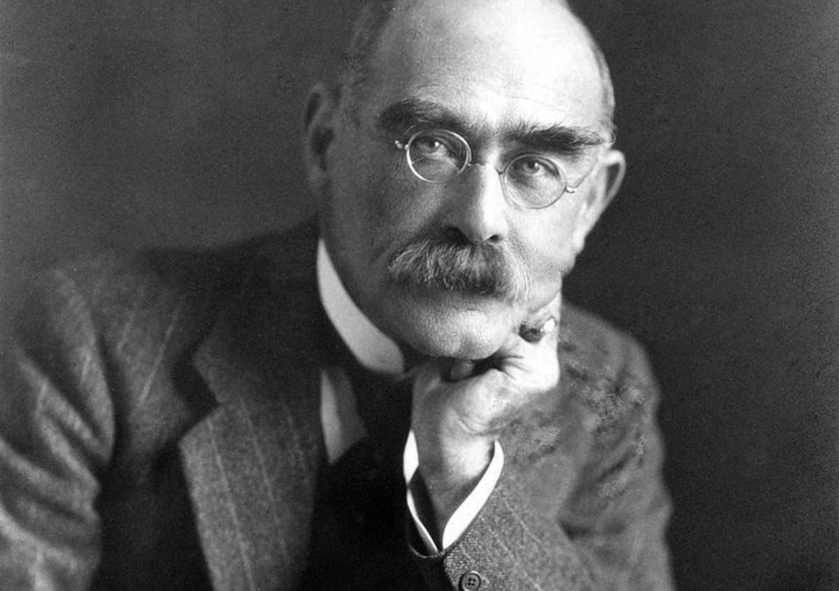 Descubre las mejores frases de Rudyard Kipling en el día de su nacimiento