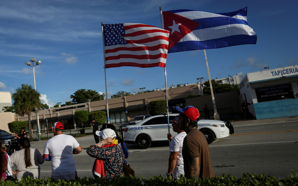 EU impone restricciones de visa a ocho funcionarios cubanos por represión