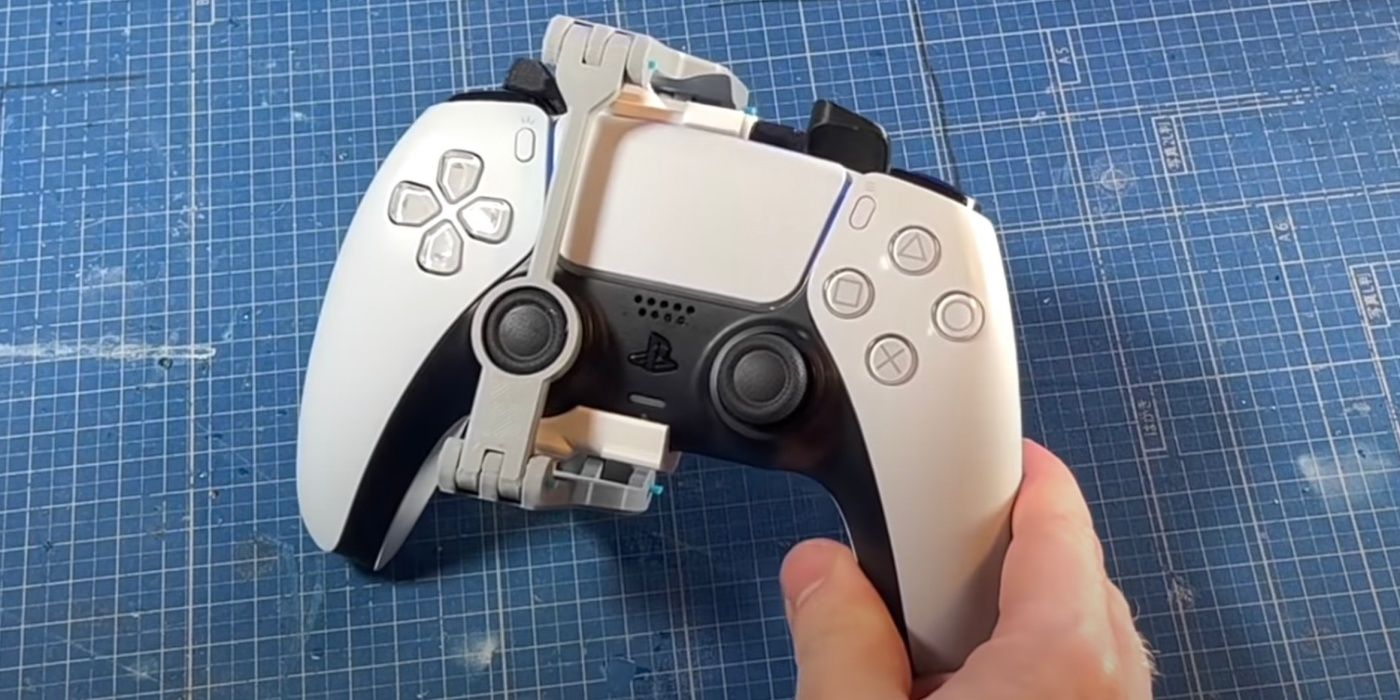 El DualSense de PS5 obtiene un mod de controlador con una mano creado por Fan