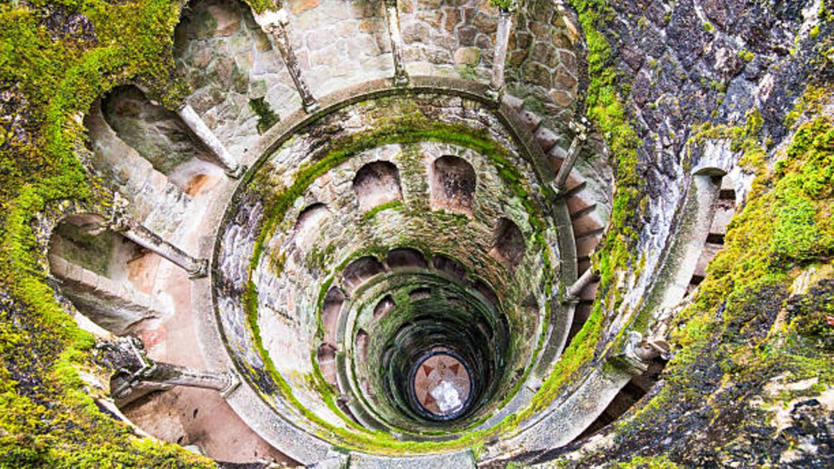 El misterio de la Torre Invertida de Sintra en Portugal