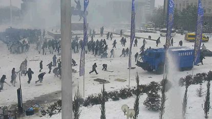 El presidente de Kazajistán ordena “disparar sin previo aviso” contra los manifestantes