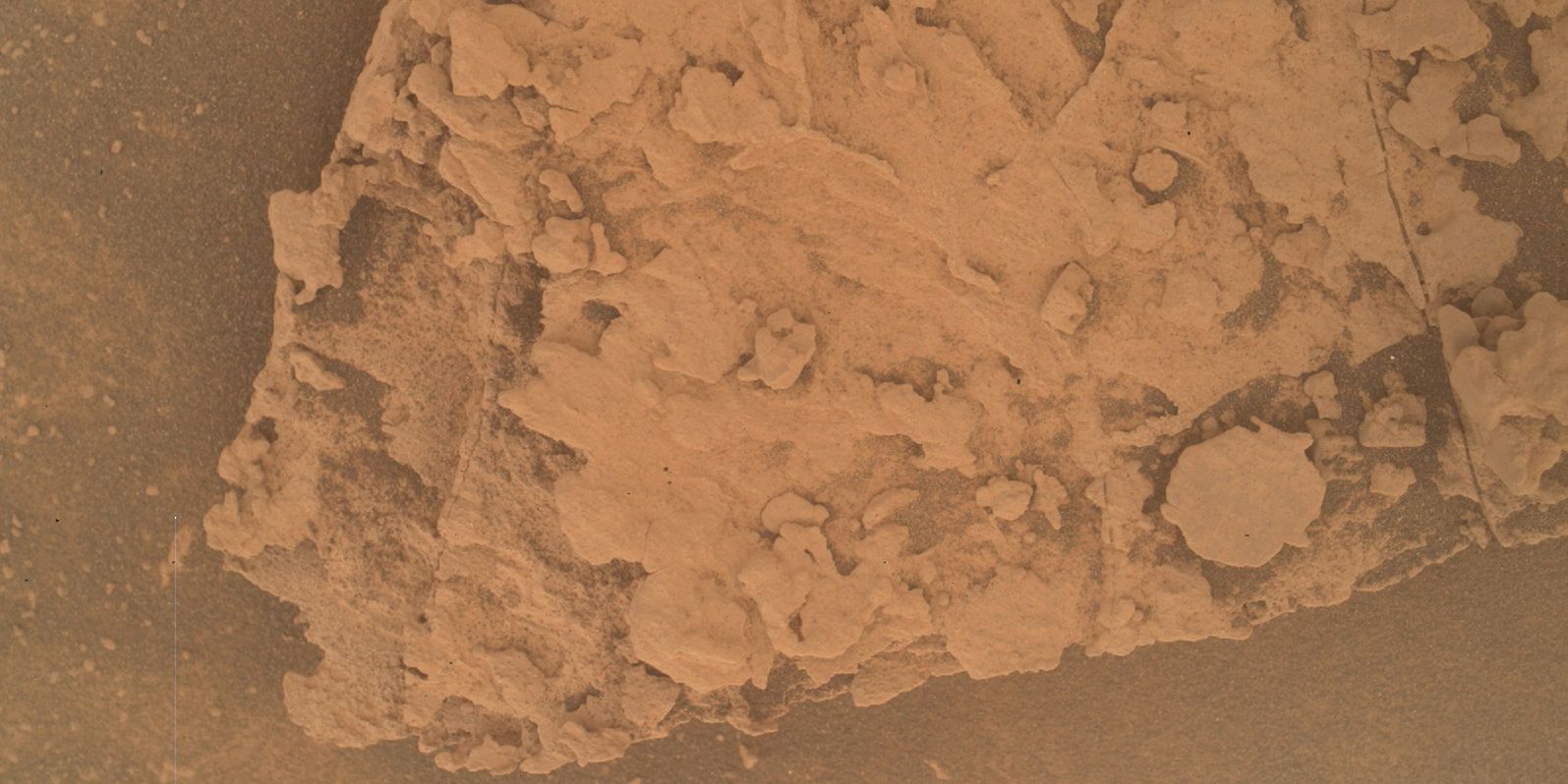 El rover de la NASA comparte fotos súper detalladas de la fascinante superficie de Marte