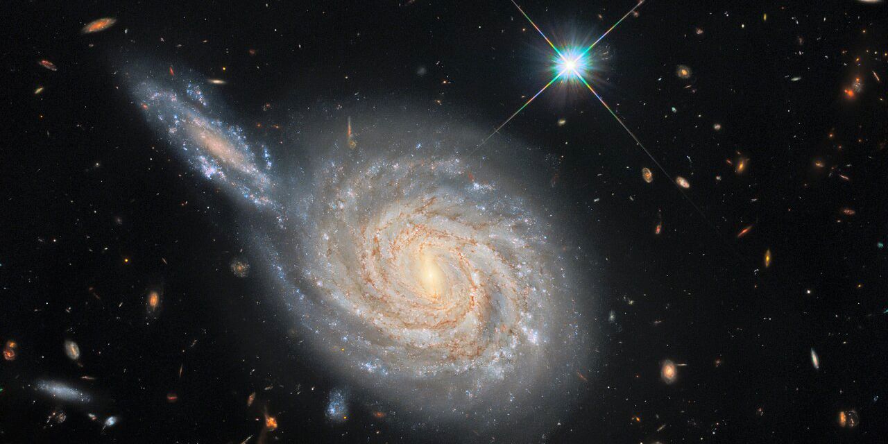 Esta foto del Hubble de dos galaxias no es lo que parece