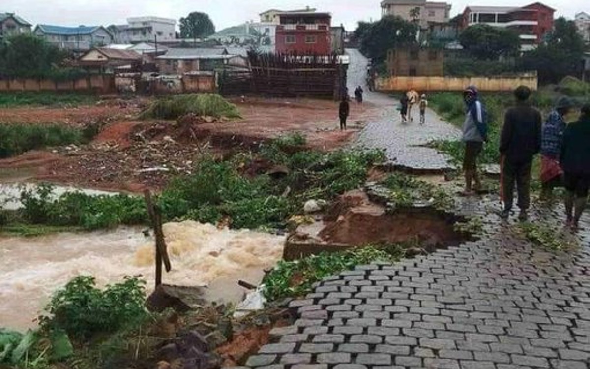 Fuertes lluvias cobran la vida de al menos 10 personas en Madagascar