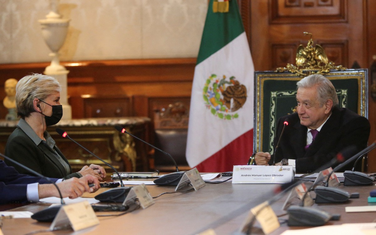 Granholm externó preocupaciones de EU en todas las reuniones en México por reforma eléctrica