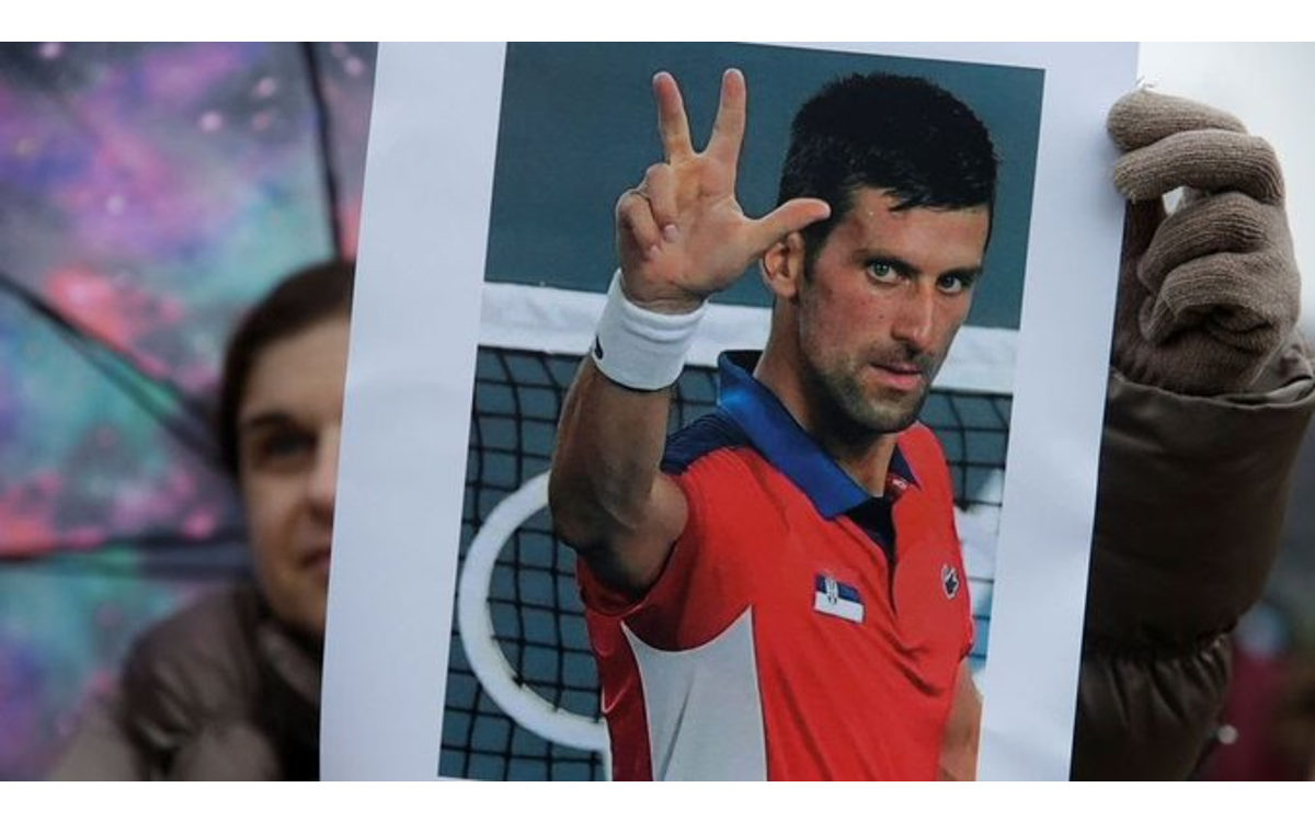 Investigan autoridades australianas documentación migratoria de Novak Djokovic | Video