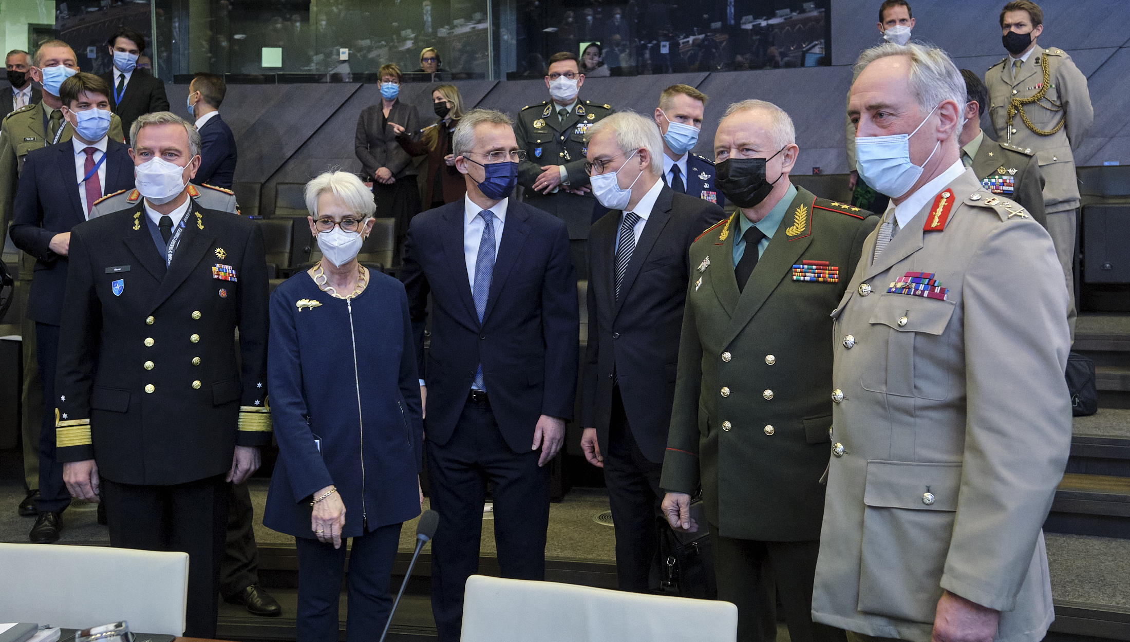 La OTAN rechaza la exigencia de Putin de detener su expansión al Este