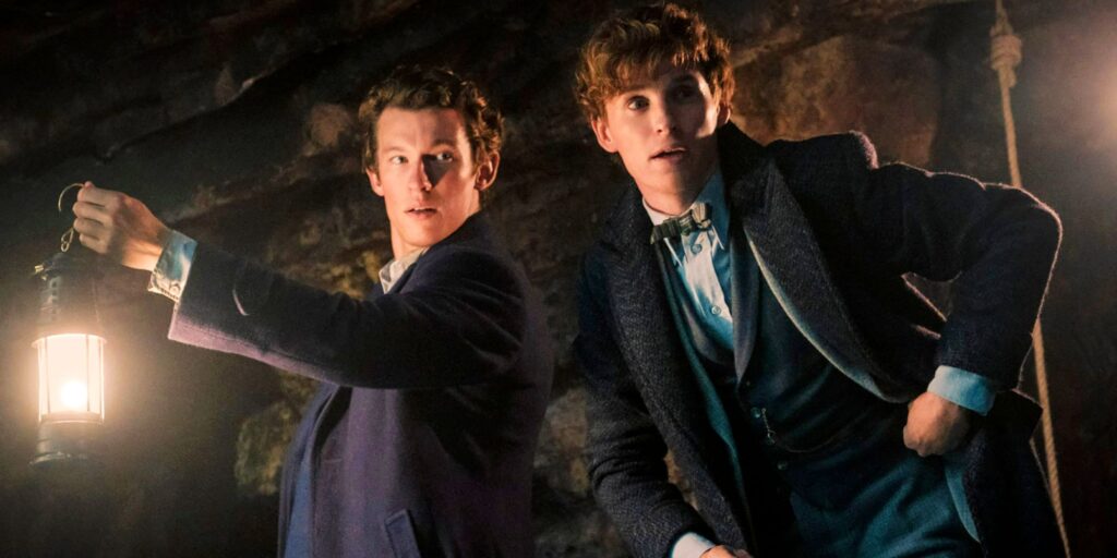 La imagen de Fantastic Beasts 3 muestra a Newt y su hermano explorando una cueva