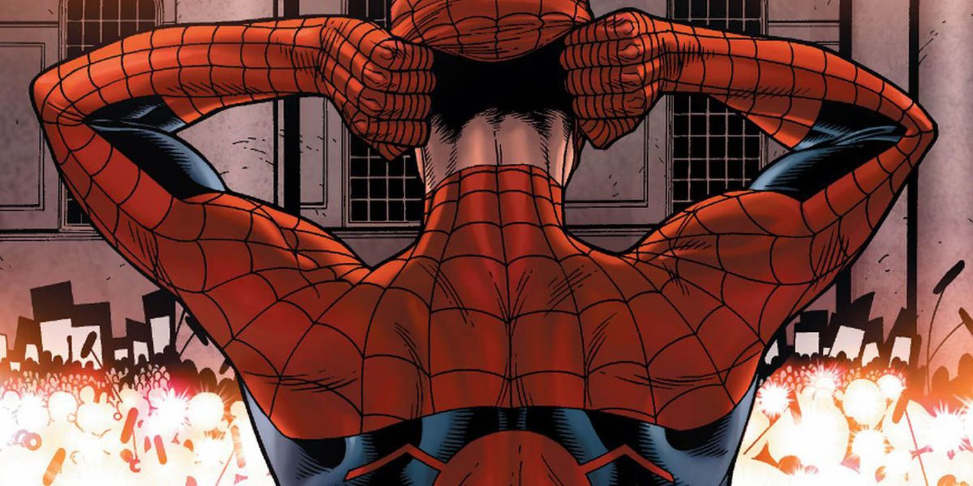 La policía de Nueva York ha desenmascarado oficialmente a Spider-Man