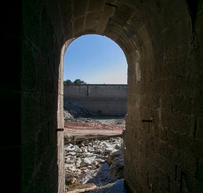 Los accesos a las galerías diseñadas por el arquitecto Juan de Villanueva por encargo del rey Carlos IV. 