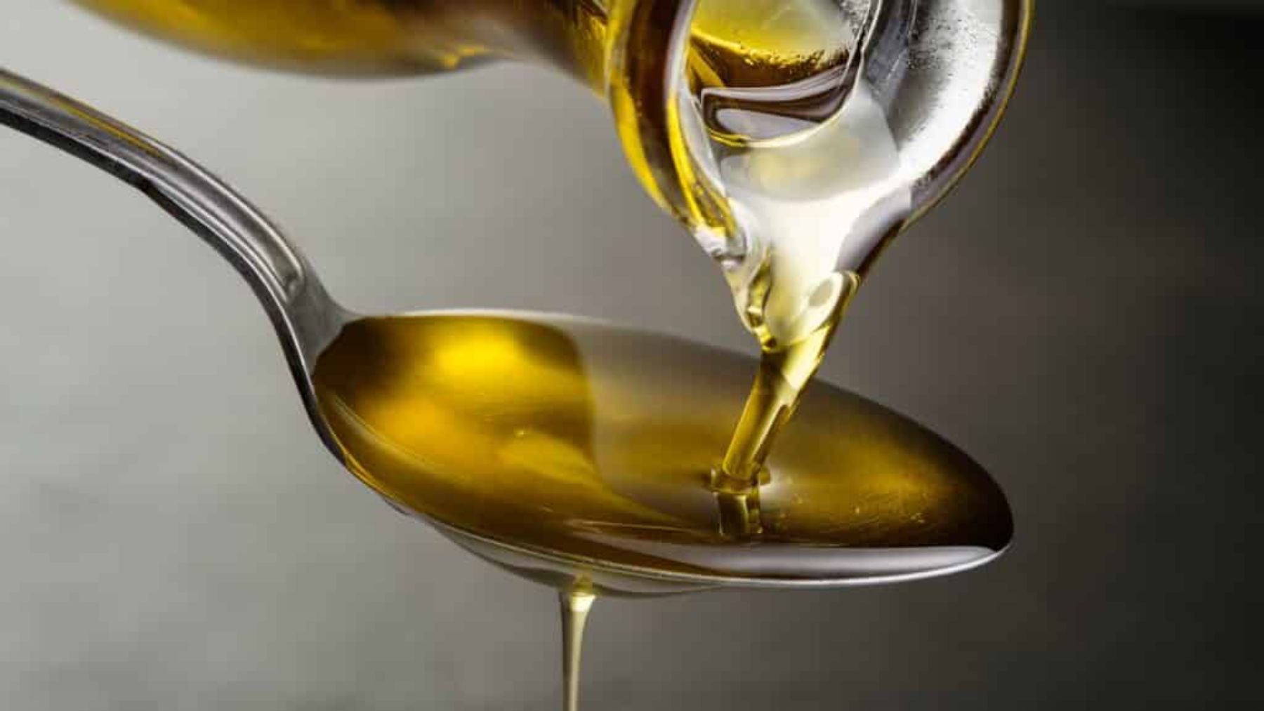 Las cinco verdades ocultas sobre el aceite de oliva virgen extra