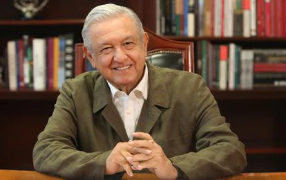 Andrés Manuel López Obrador durante la transmisión de un mensaje este sábado desde Palacio Nacional