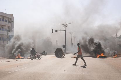 Los militares amotinados en Burkina Faso detienen al presidente Kaboré