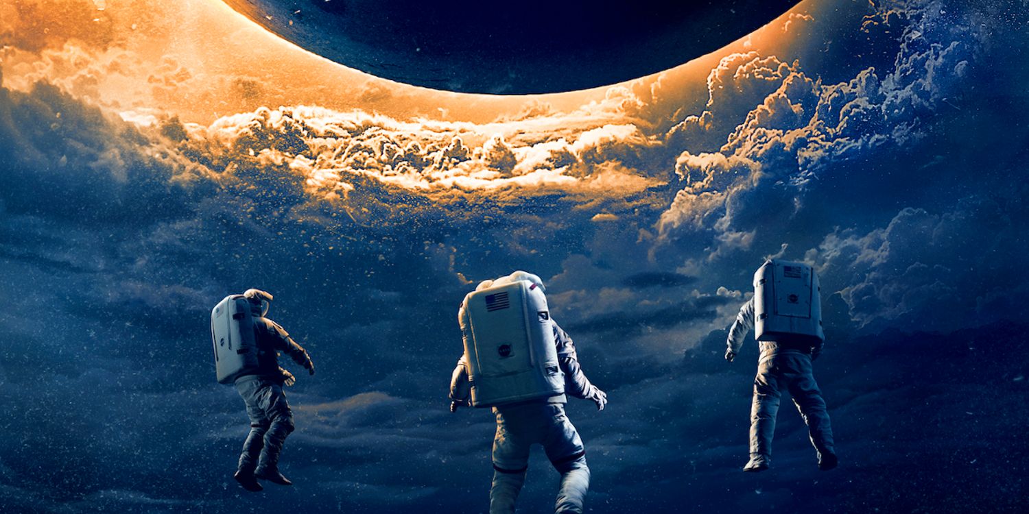 Póster de Moonfall IMAX muestra a los astronautas frente a la luna falsa