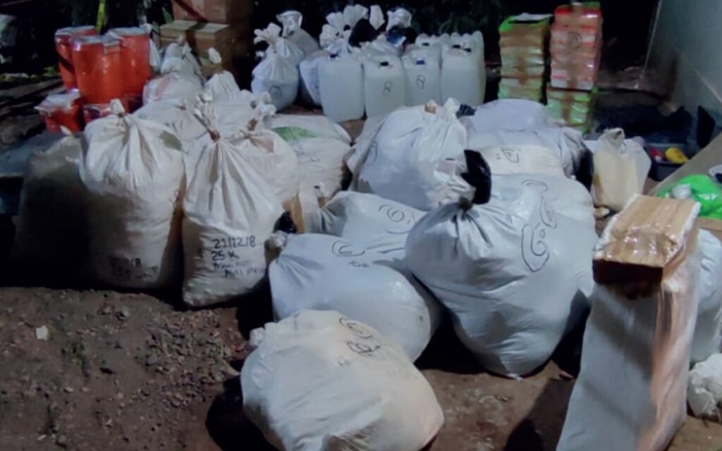 Sedena asegura casi 6 mil kilos de metanfetamina en Sinaloa