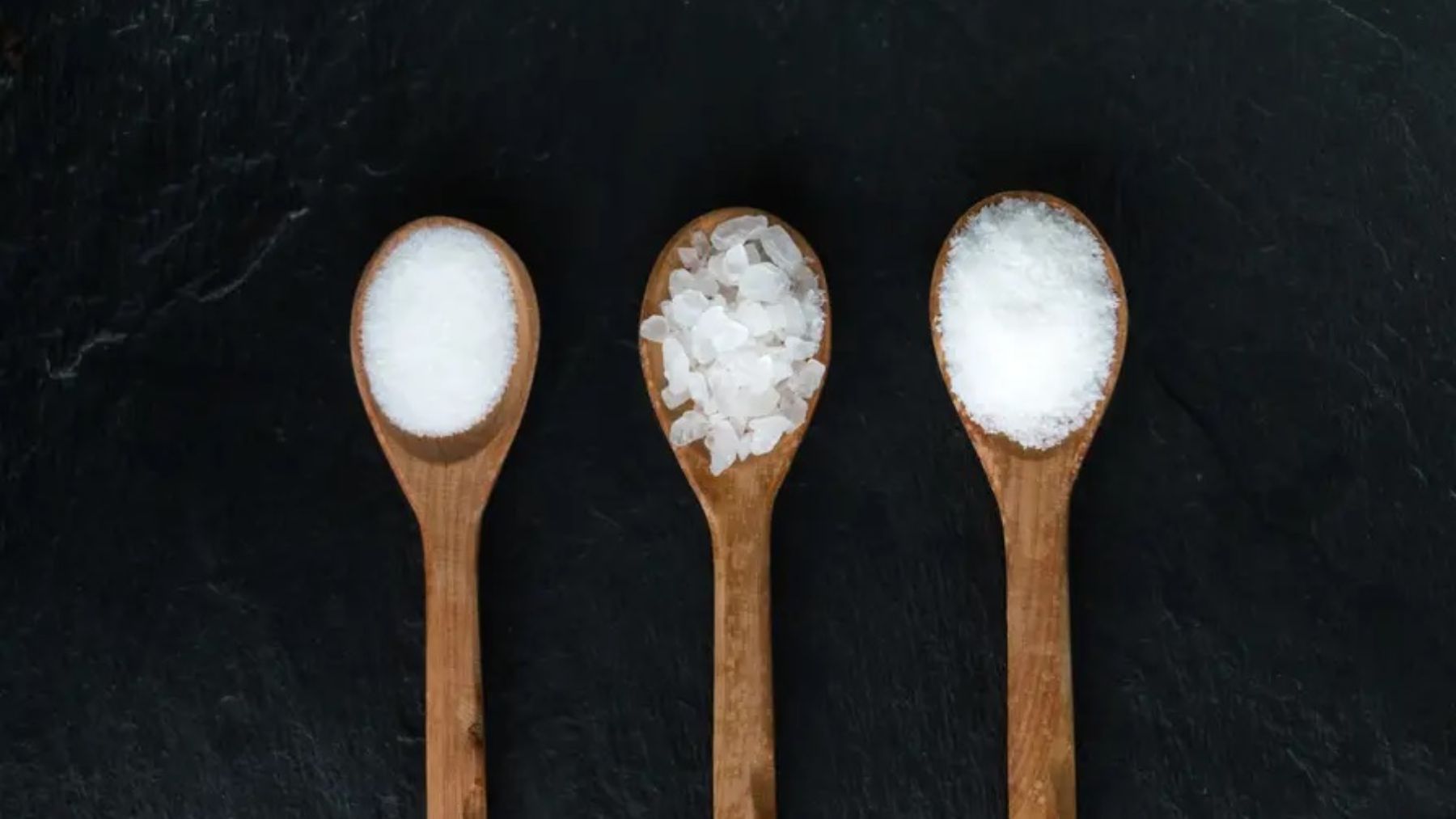 ¿Cuál es la diferencia entre sal gruesa y sal fina?
