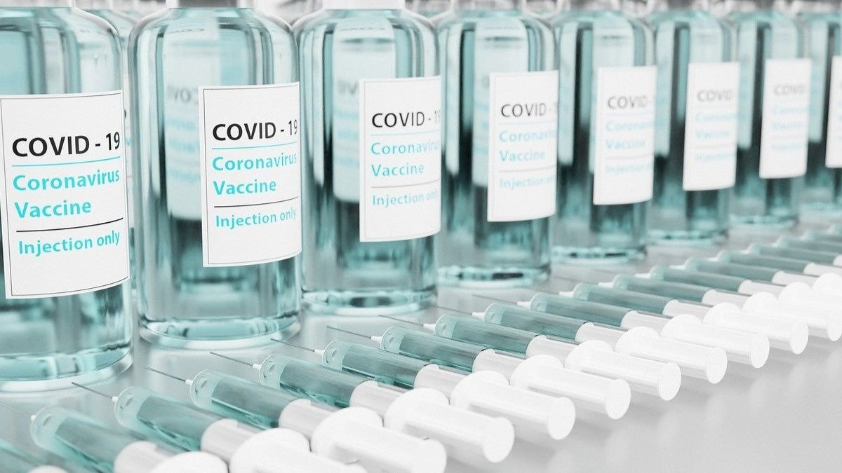 ¿Cuánto tiempo tardan las vacunas contra el coronavirus en hacer efecto?