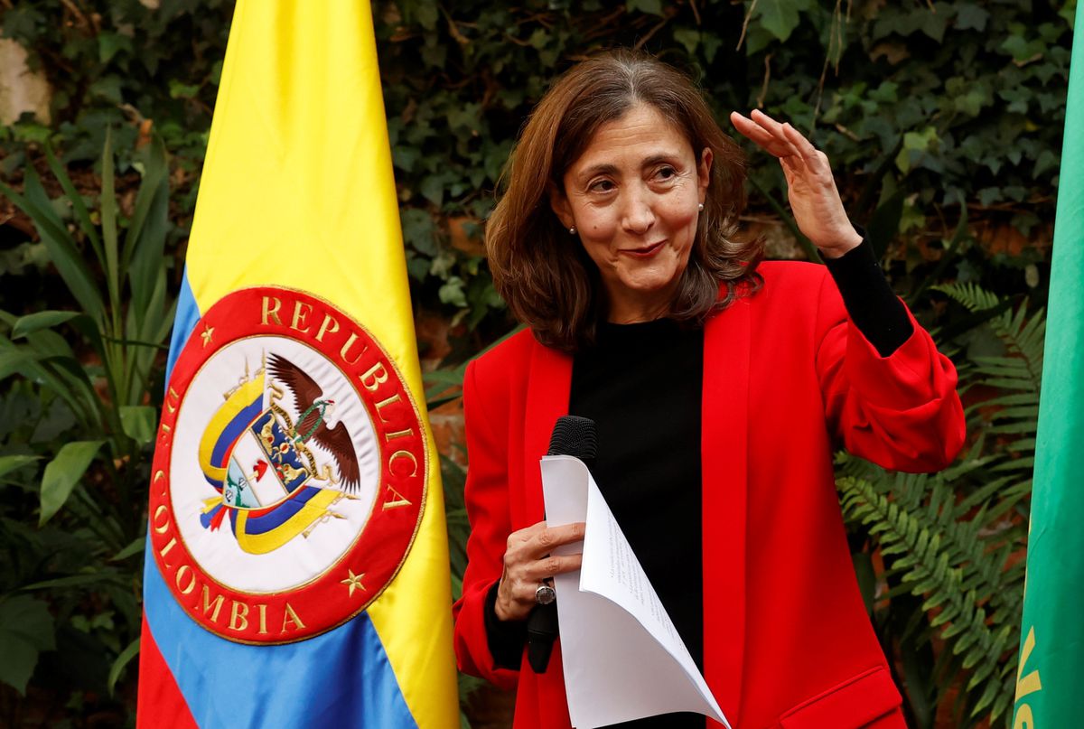 Ingrid Betancourt incendia la campaña electoral en Colombia
