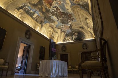 El mural de Guercino en la sala principal en la Villa de la Aurora, que recibe su nombre por esta obra del artista barroco. 